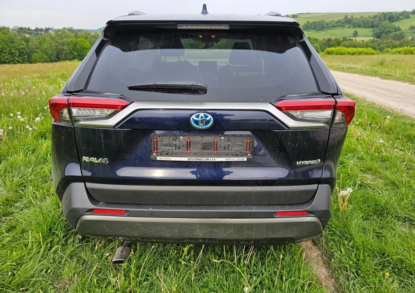 Toyota RAV4 cena 65700 przebieg: 81000, rok produkcji 2020 z Biała Piska małe 79